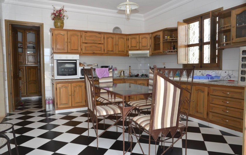 Location de vacances - Villa à Tezdaine - Cuisine et buanderie