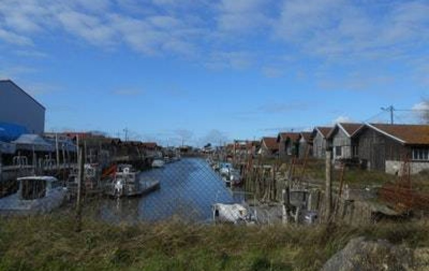 Location de vacances - Villa à Gujan-Mestras - un des 7 ports ostréicoles de Gujan