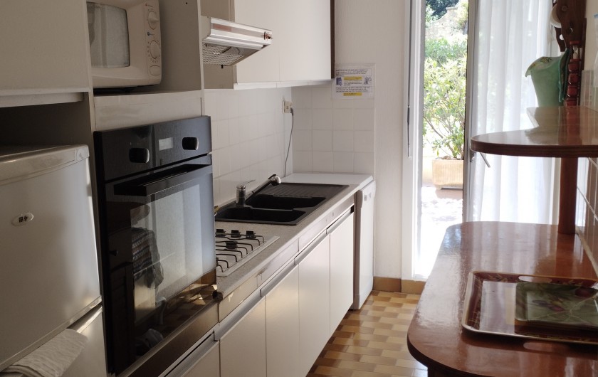 Location de vacances - Appartement à Cannes - Cannes beach-Cuisine équipée (Accès  terrasse)
