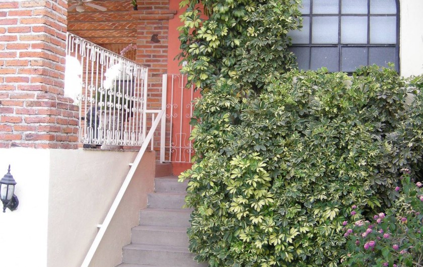 Location de vacances - Villa à Ajijic - De la véranda à la piscine