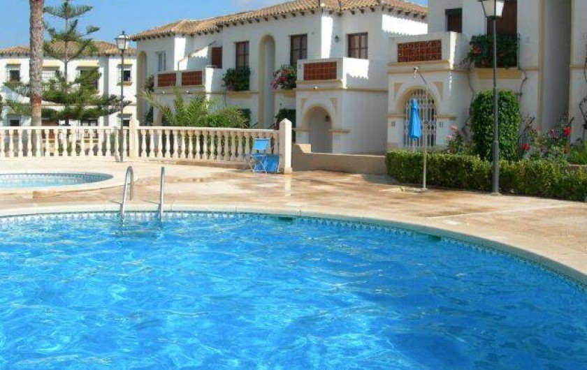 Location de vacances - Appartement à Torrevieja - Piscines