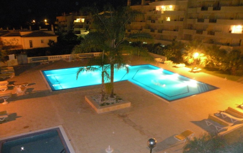 Location de vacances - Appartement à Albufeira - PISCINE ECLAIREE LA NUIT