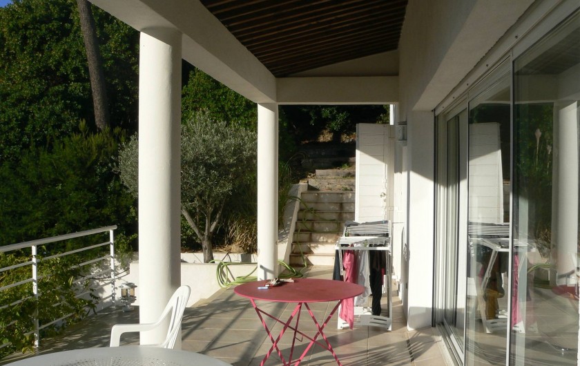 Location de vacances - Villa à Roquebrune-sur-Argens - Terrasse