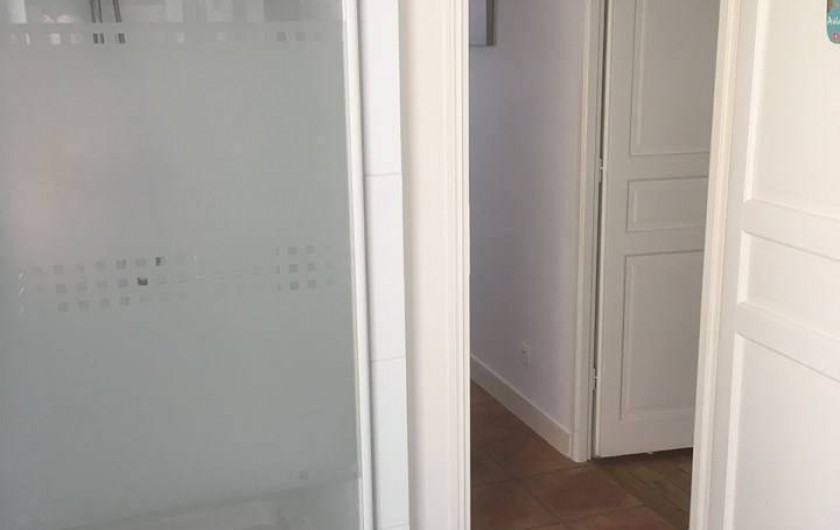 Location de vacances - Gîte à Faverolles-sur-Cher - Salle de bain et WC indépendant