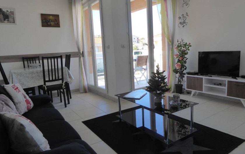 Location de vacances - Appartement à Antibes - La pièce principale