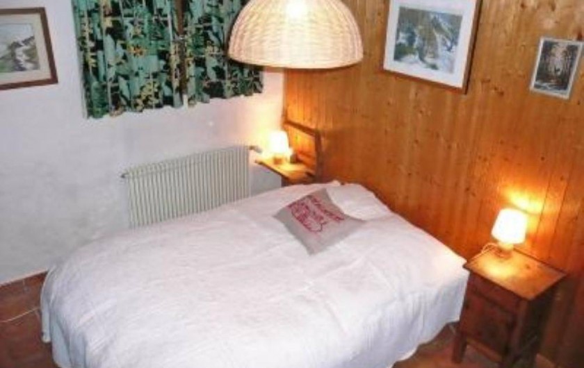 Location de vacances - Chalet à Saint-Gervais-les-Bains - Chambre avec lit double