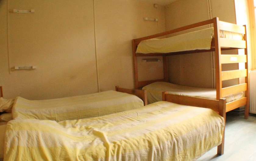Location de vacances - Gîte à Saint-Julien-en-Vercors - Chambre 4 lits