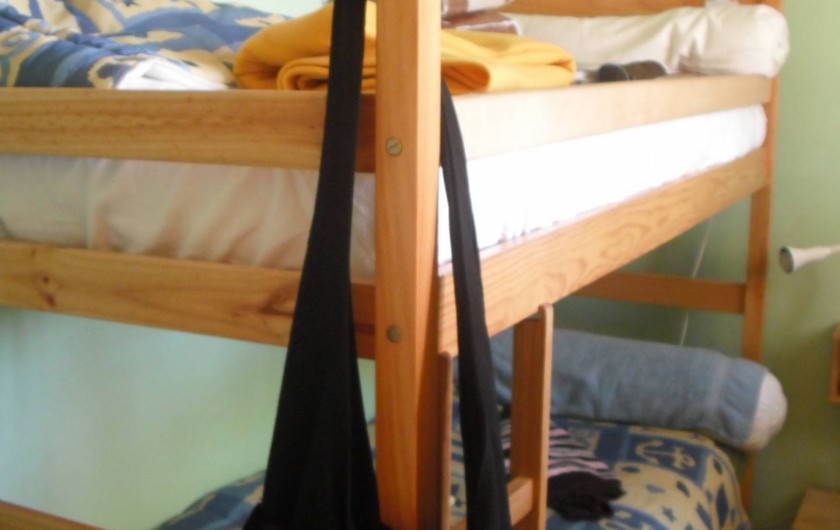 Location de vacances - Villa à Le Boulou - chambre 3 lits