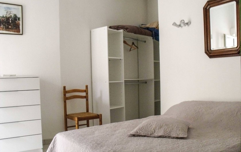 Location de vacances - Maison - Villa à Puisserguier - Chambre 1  lit 160x200
