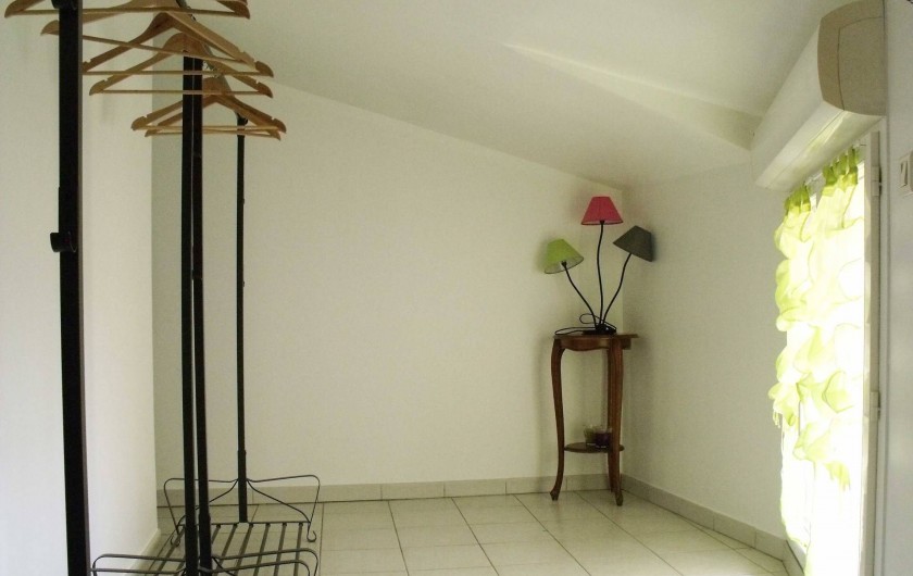 Location de vacances - Maison - Villa à Puisserguier - Dégagement à l'étage