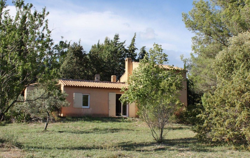 Location de vacances - Villa à Cucuron - Extérieur