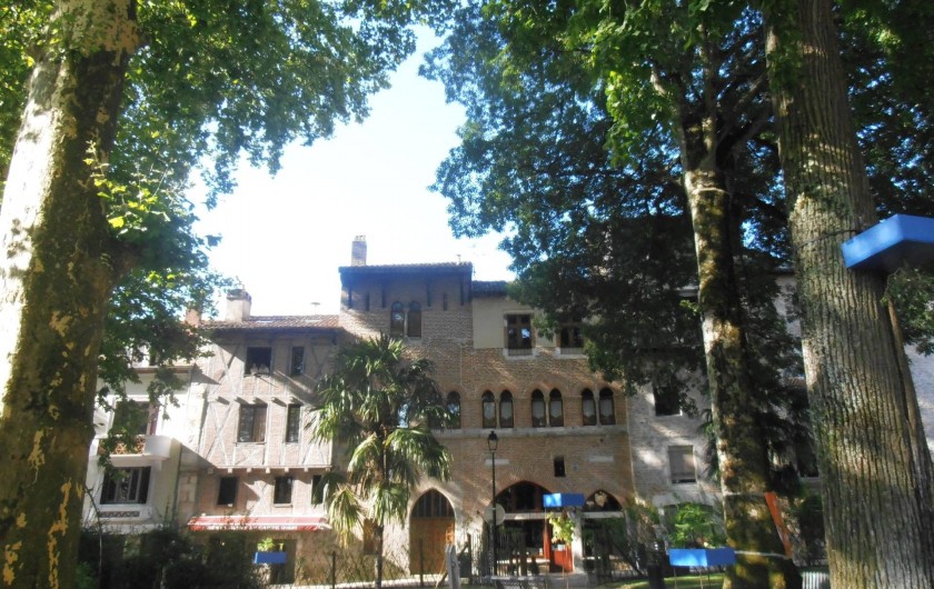 Location de vacances - Appartement à Cahors - Place près de la Cathédrale de Cahors
