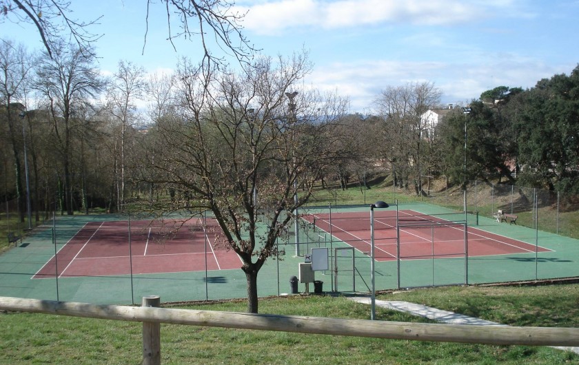 Location de vacances - Mas à Maçanet de la Selva - istas de Tenis