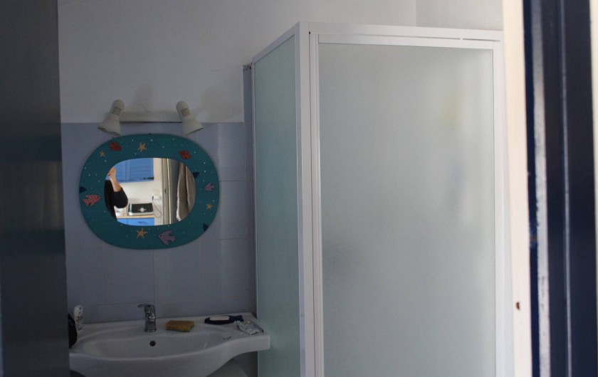 Location de vacances - Maison - Villa à Lacanau - salle d'eau