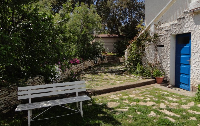Location de vacances - Appartement à Porto-Vecchio - JARDIN