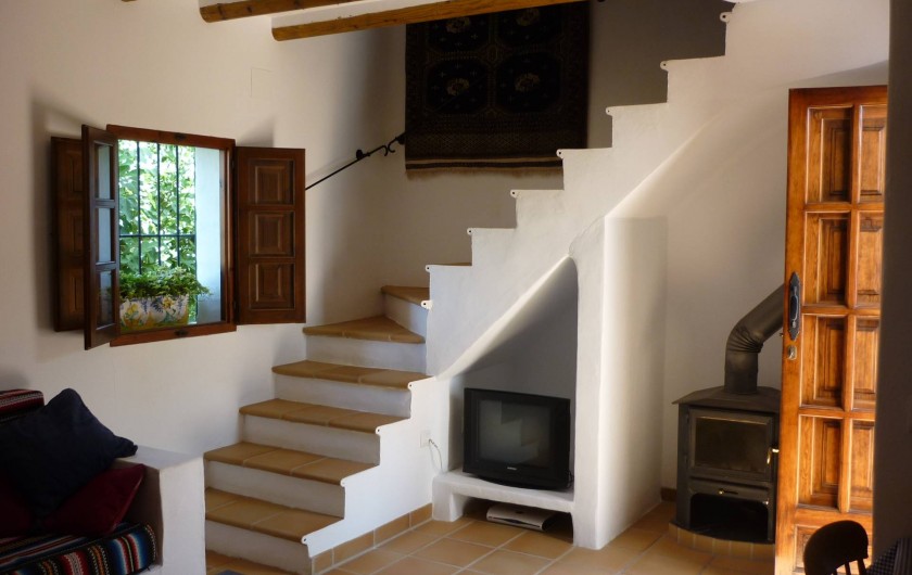 Location de vacances - Gîte à Fuentes de Cesna - L'escalier du salon de Casita Perdiz