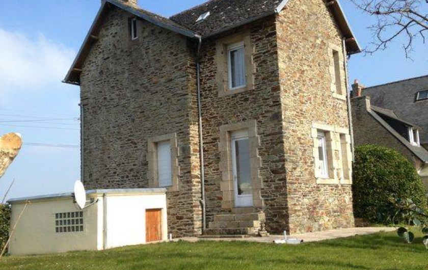 Location de vacances - Villa à Plestin-les-Grèves - Maison vue du jardin