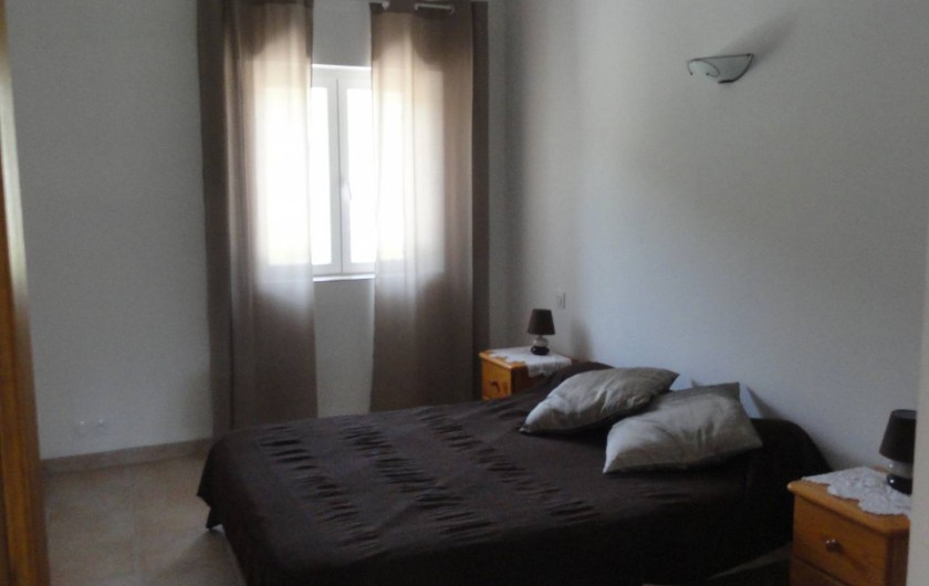 Location de vacances - Gîte à Cucuron - Une des deux chambres