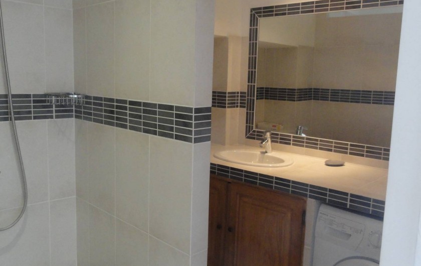 Location de vacances - Gîte à Cucuron - La salle de bain