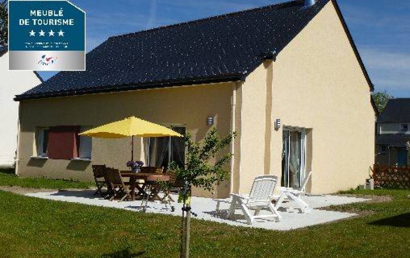 Location de vacances - Villa à Saint-Briac-sur-Mer - Arrière de la maison ( jardin clos )