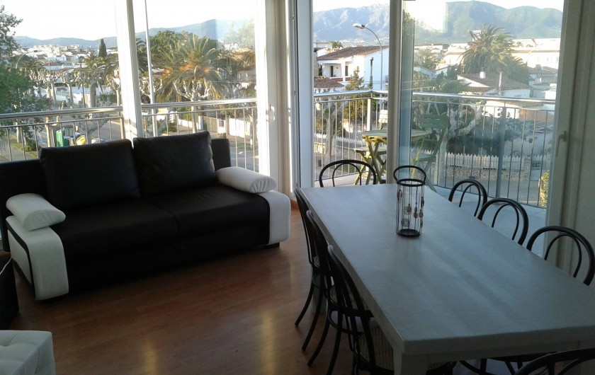 Location de vacances - Appartement à Empuriabrava - salle a manger salon