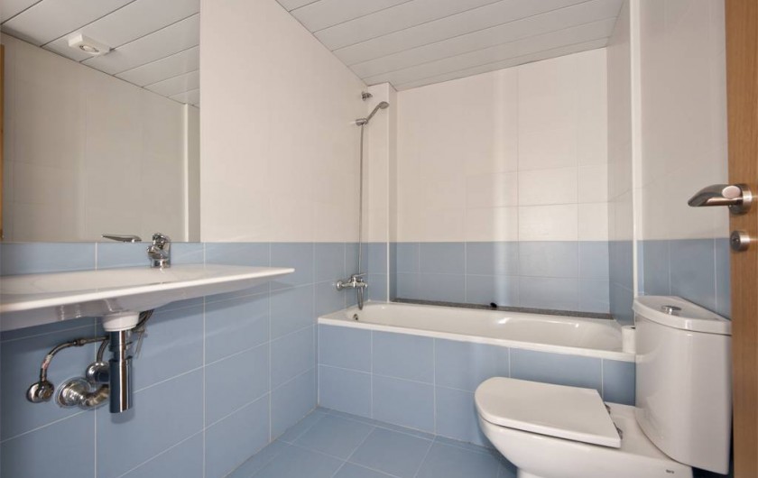 Location de vacances - Appartement à Empuriabrava - 1.salle de bain .fait partie  de la suite  parentale