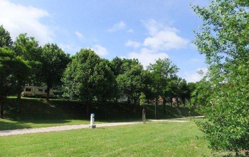 Location de vacances - Camping à Saint-Laurent-d'Olt