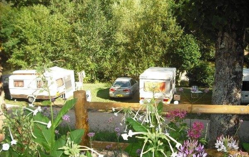 Location de vacances - Camping à Saint-Laurent-d'Olt