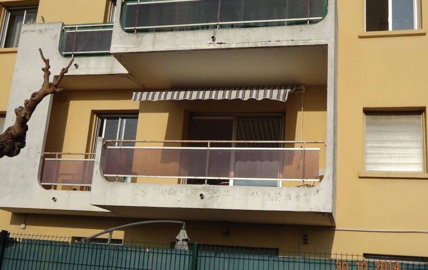 Location de vacances - Appartement à Lunel - apt sans vis à vis, 1 place parking sécurisé. petite copropriété