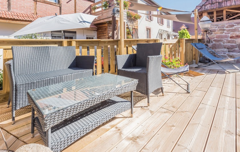 Location de vacances - Gîte à Ungersheim - La Piscine / Terrasse
