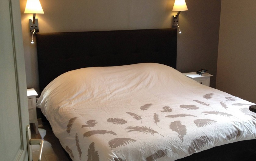 Location de vacances - Villa à Maubec - Chambre à l' étage, lit de 180