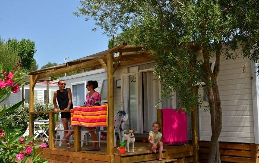 Location de vacances - Bungalow - Mobilhome à Bessan - Terrasse mobilhome