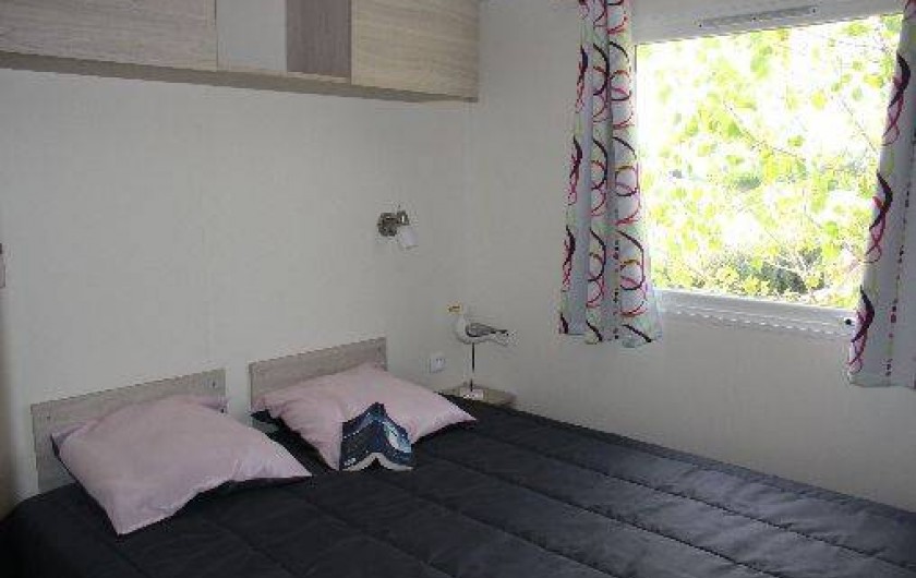 Location de vacances - Bungalow - Mobilhome à Bessan - Chambre parents