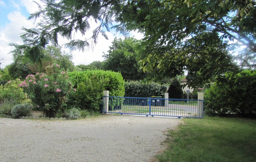 Location de vacances - Villa à Soulac-sur-Mer - Portail d'entré