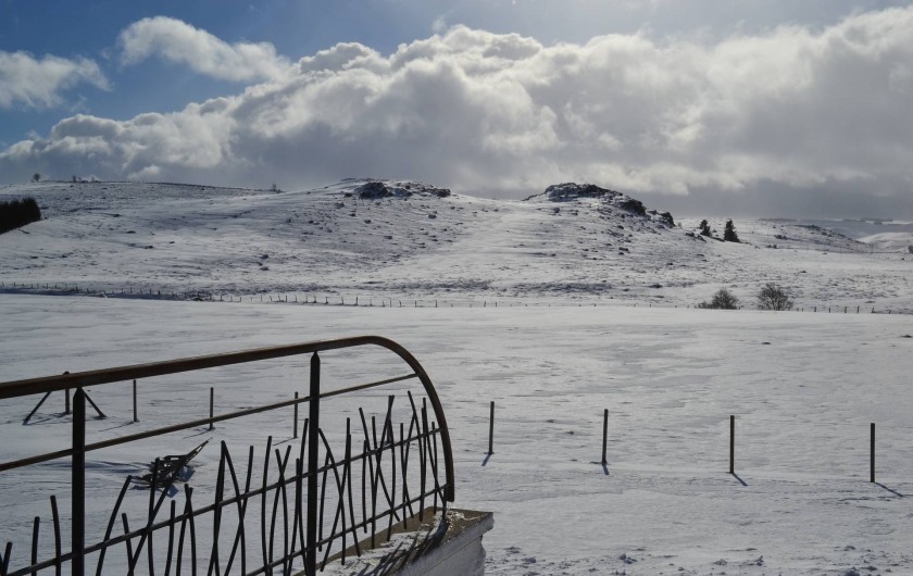 Location de vacances - Chambre d'hôtes à Nasbinals - Terrasse Déroc