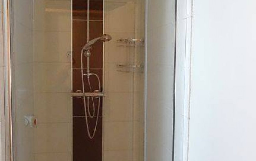 Location de vacances - Chalet à Saint-Nicolas-la-Chapelle - Grande douche
