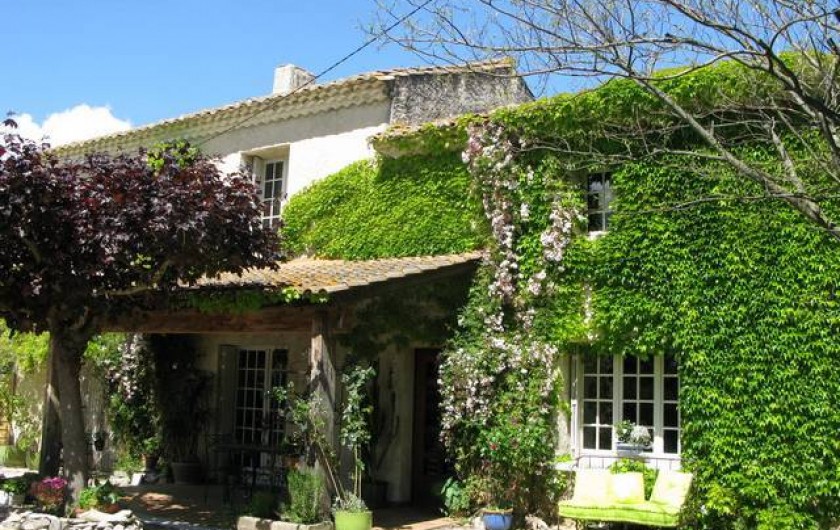 Location de vacances - Chambre d'hôtes à Saint-Geniès-de-Comolas - Le Mas Provençal