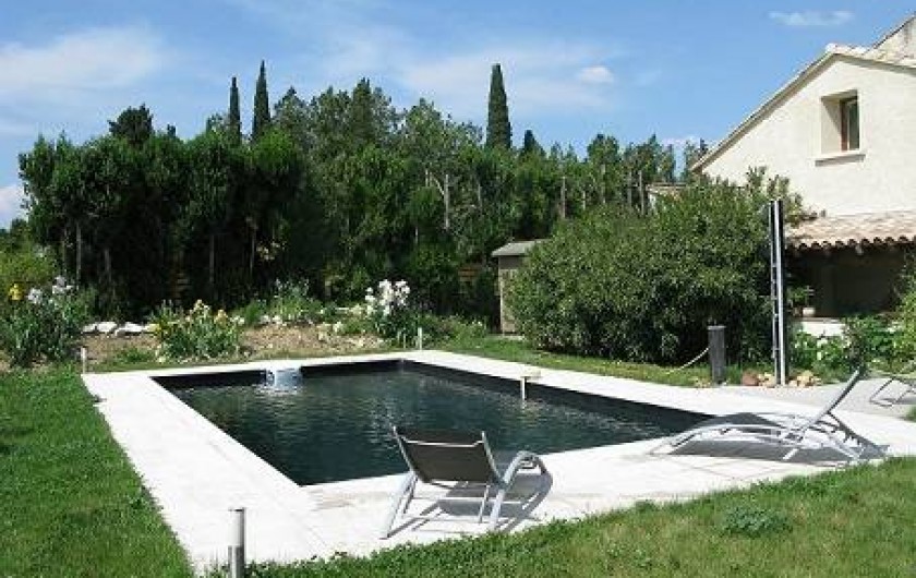 Location de vacances - Chambre d'hôtes à Saint-Geniès-de-Comolas - La piscine
