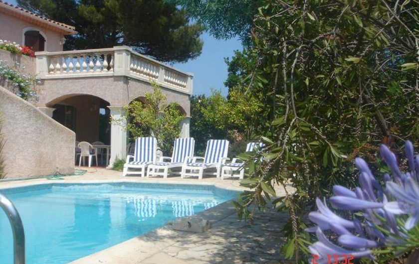 Location de vacances - Villa à Saint-Aygulf - Abords de la piscine