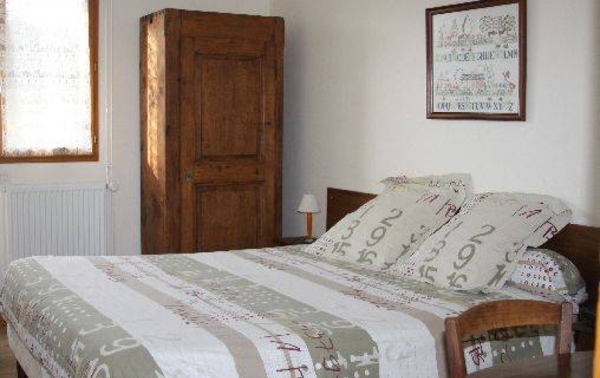 Location de vacances - Chambre d'hôtes à Saint-Lattier - chambre 1