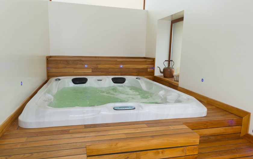 Location de vacances - Chambre d'hôtes à Saint-Lattier - spa