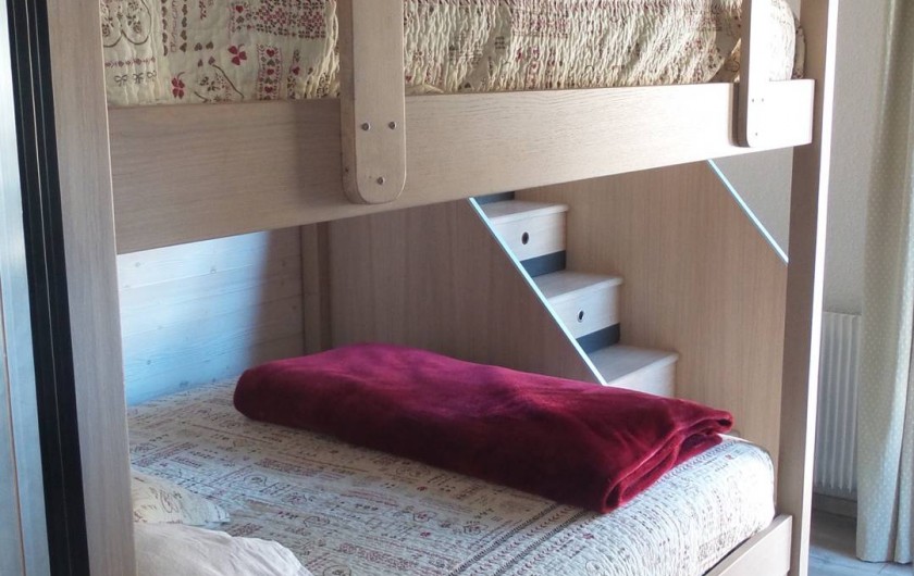Location de vacances - Appartement à Tignes - Chambre 2 avec 2 lits superposés couchages grand confort 160 / 200.