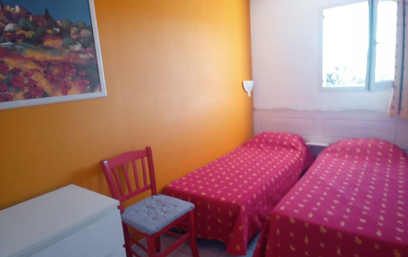 Location de vacances - Maison - Villa à Salavas - chambre 2 lits simples