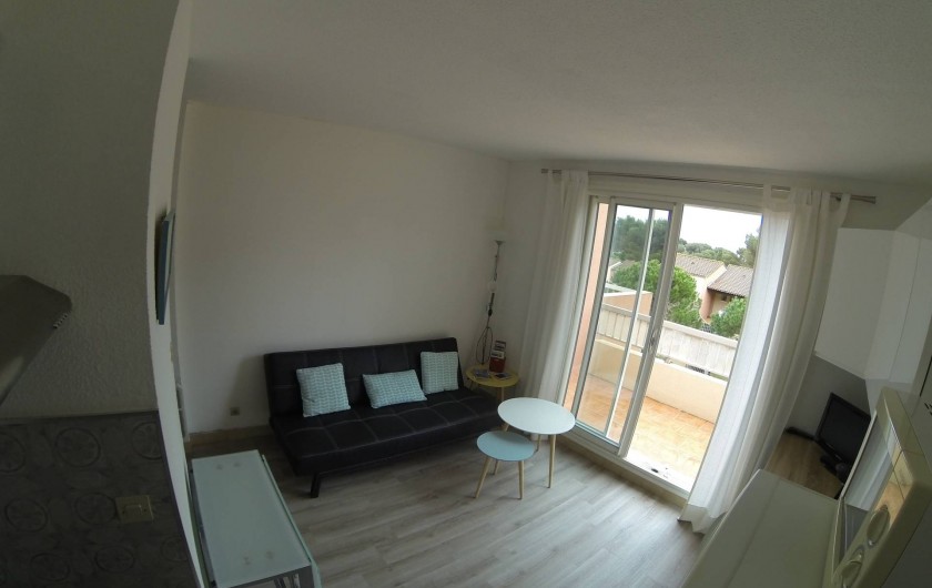 Location de vacances - Appartement à Carry-le-Rouet - pièce à vivre avec clic clac