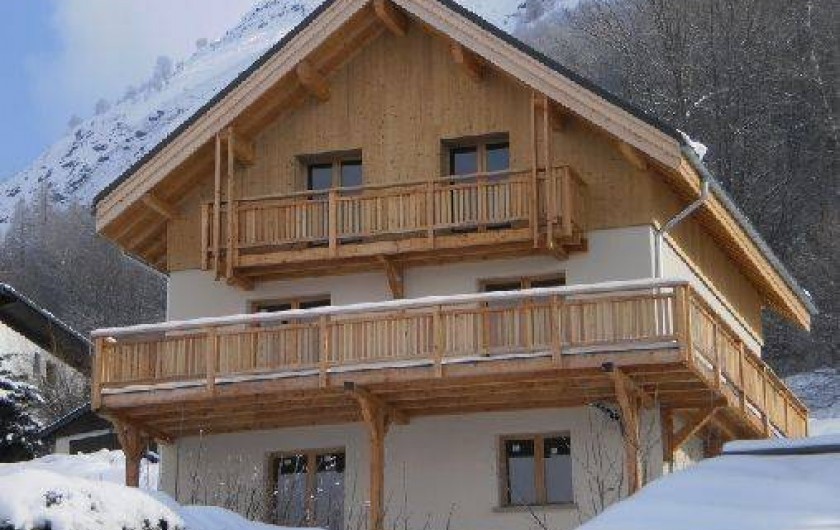 Location de vacances - Chalet à Mizoën - façade du chalet