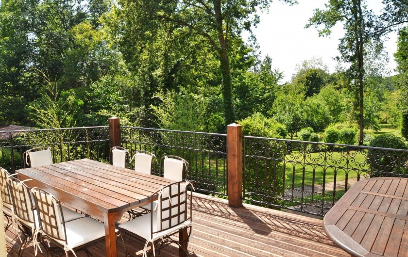 Location de vacances - Maison - Villa à Payrac - Vue sur le par cet soleil couchant
