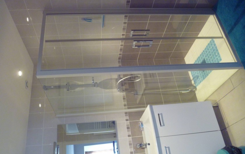 Location de vacances - Maison - Villa à Saint-Victor-la-Rivière - Salle d'eau