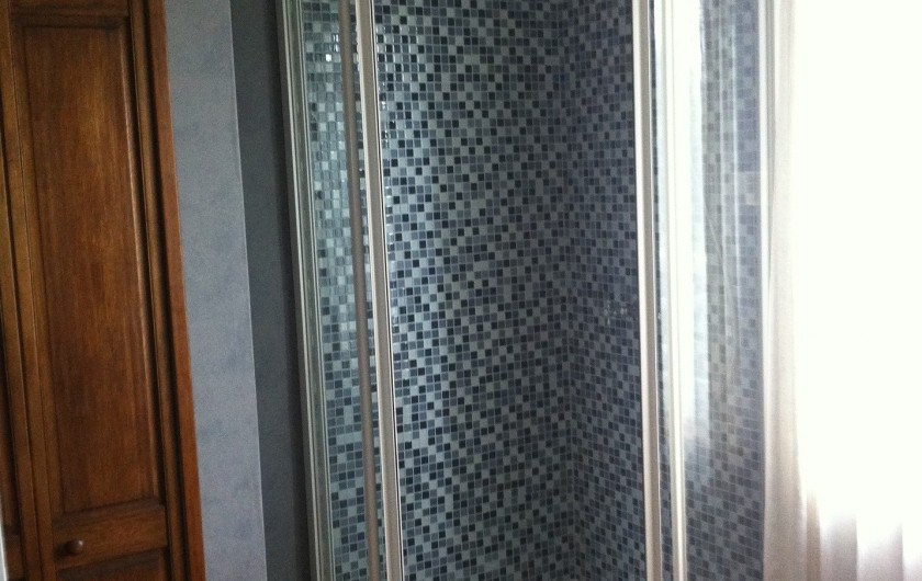 Location de vacances - Chambre d'hôtes à Les Loges - Salle de bain de la chambre Syracuse