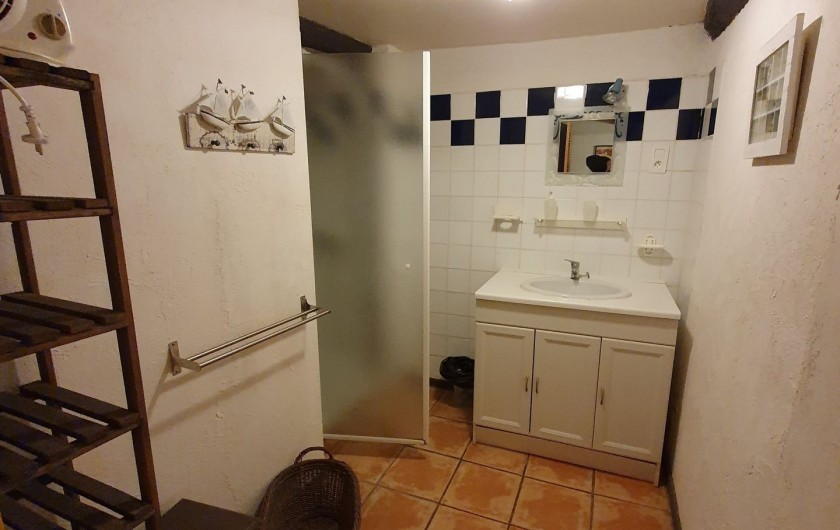 Location de vacances - Gîte à Ribaute - La salle d'eau !