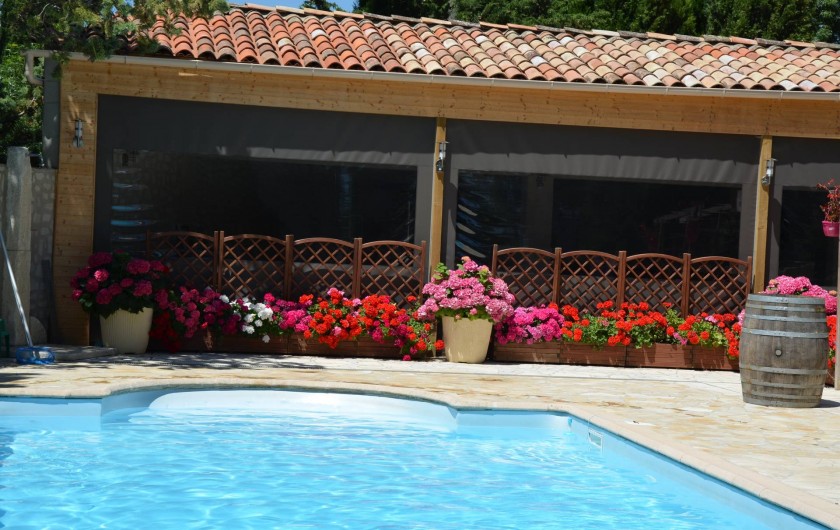 Location de vacances - Gîte à Badens - Piscine